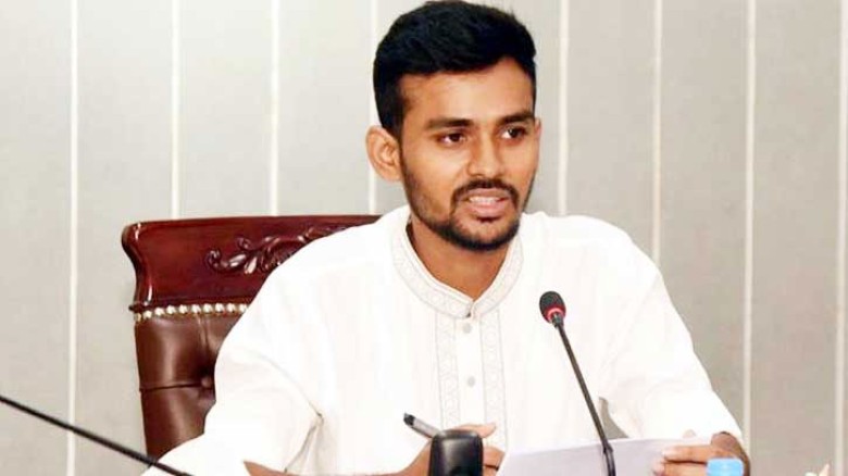 গায়ের জোরে নগর ভবন বন্ধ করে বিএনপি আন্দোলন করছে: আসিফ মাহমুদ