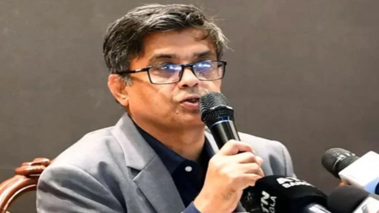 সরকারি চাকরিজীবীদের ব্যাপারে সরকারের অবস্থান স্পষ্ট করলেন প্রেসসচিব